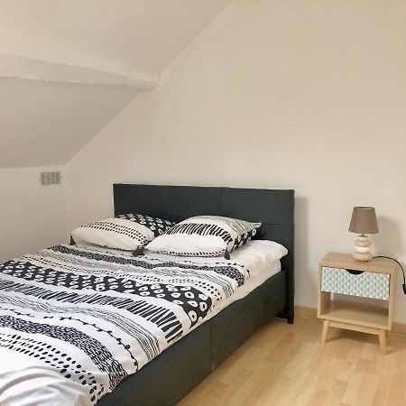 Duplex 2 Chambres 4 Personnes - Bourg De Сакле Екстериор снимка